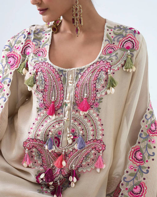 Cream Farshi Set