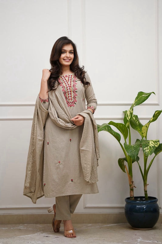 Morni Roman Fabric Kurtia-set