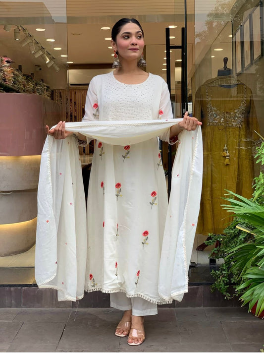 Elegant Ivory Floral Kurti Set with Dupatta