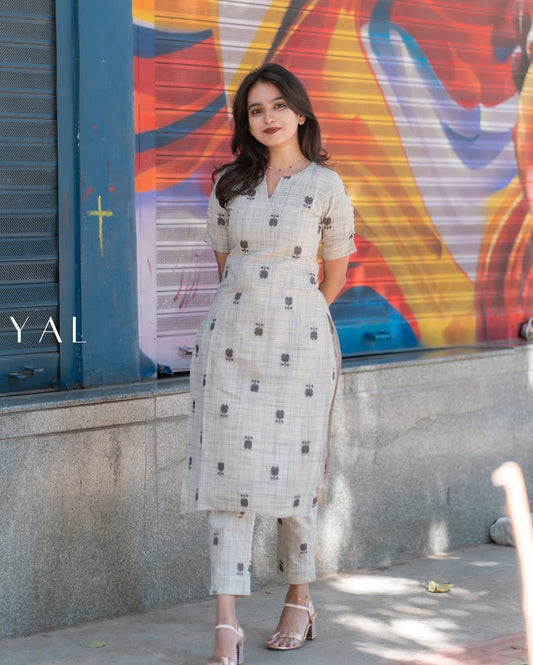 New Arrivals Daily Wear Look Pure Lilan Cotton