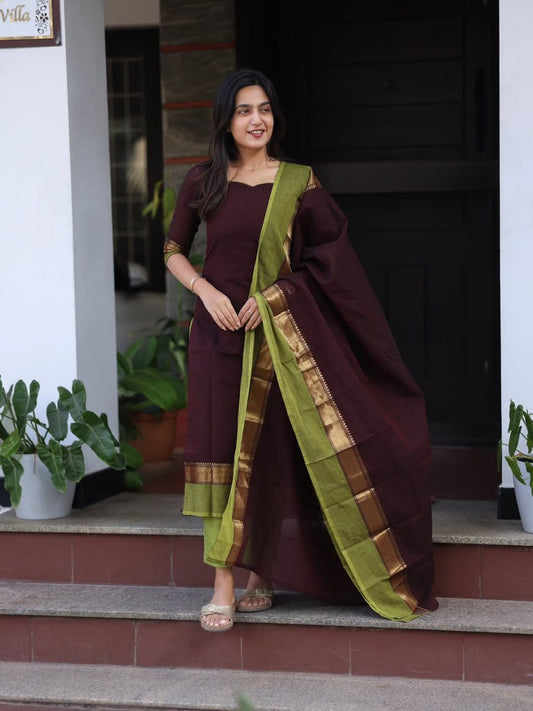 Ira Brown Kurti Set