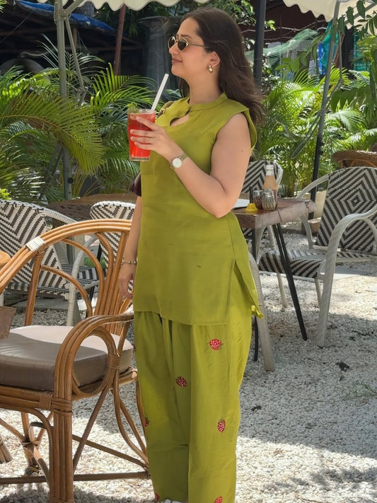 Strawberry Farsi Salwar Set