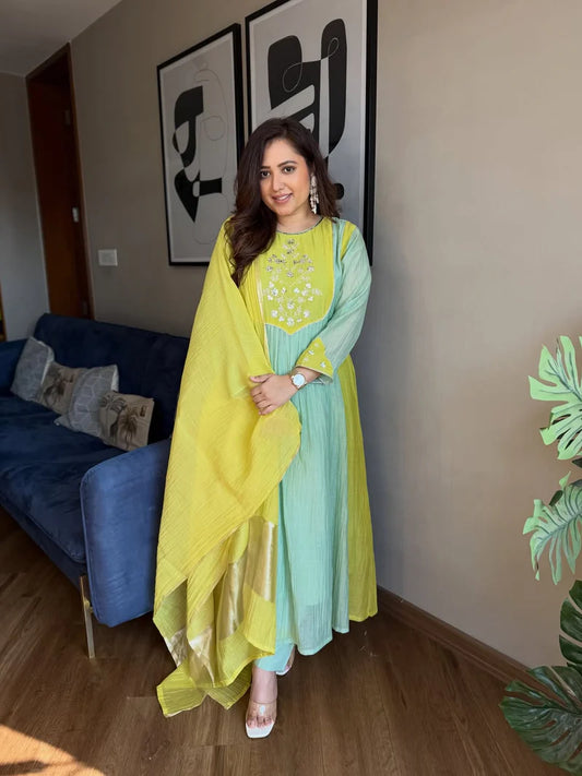 Very Beautiful Mul Chanderi Embroidery Suit Set