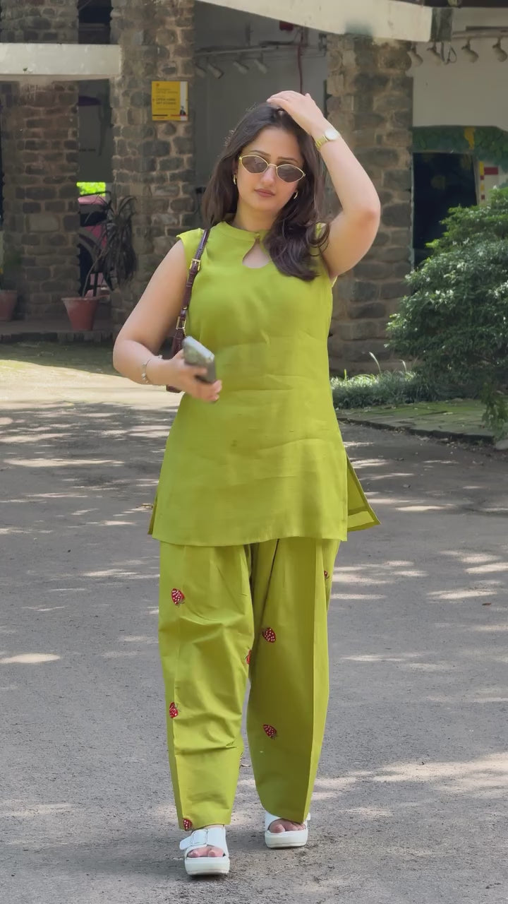 Strawberry Farsi Salwar Set