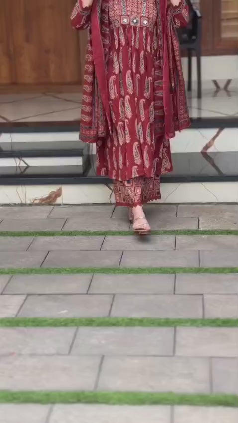 Very Graceful Pure Mul Cotton ajarakh A-Line Suit Set