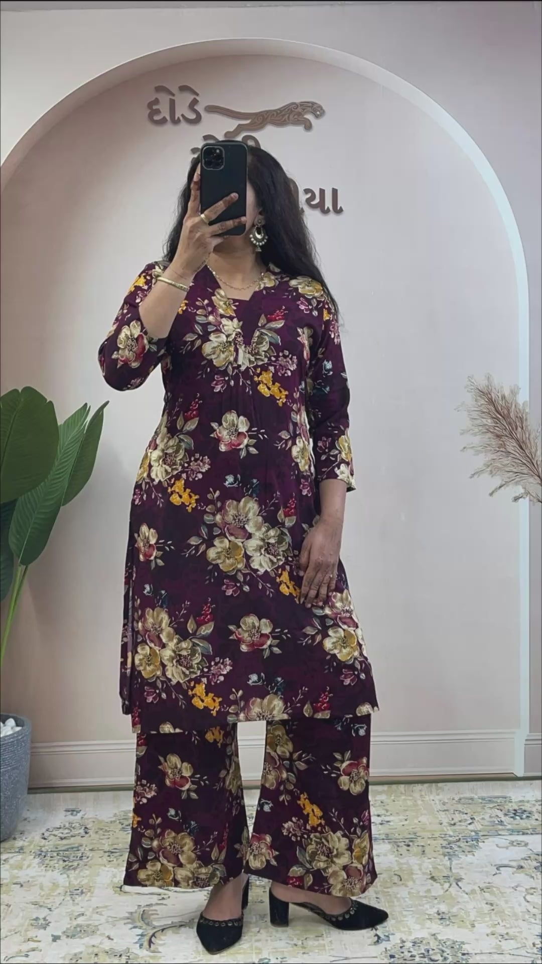 Belveera Women’s Pure Soft Rayon Cotton Navy Floral Co-ord Set