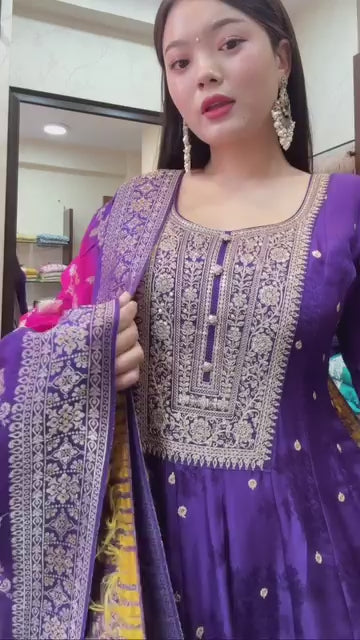 Jashn-E-Bahaaraa Anarkali Flared Kurti Pant Dupatta Set