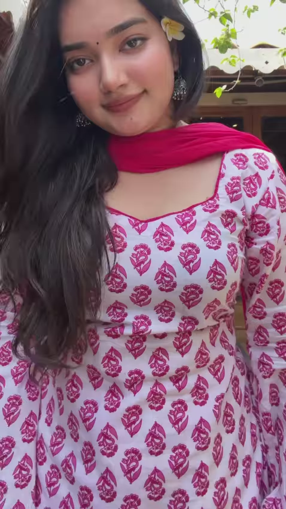 Gulabi adaa farsi set